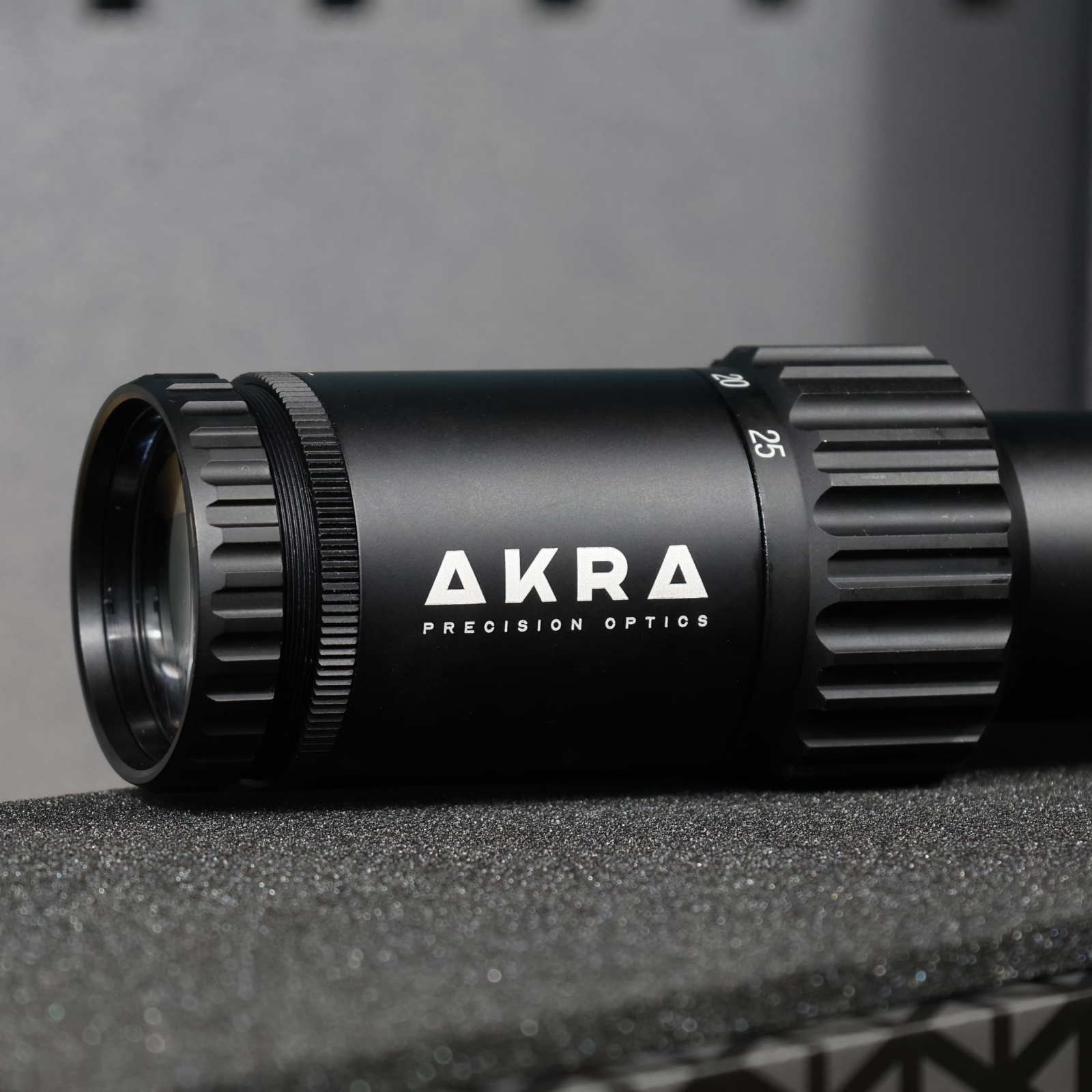 GENESIS X 5-25x56 FFP MRAD