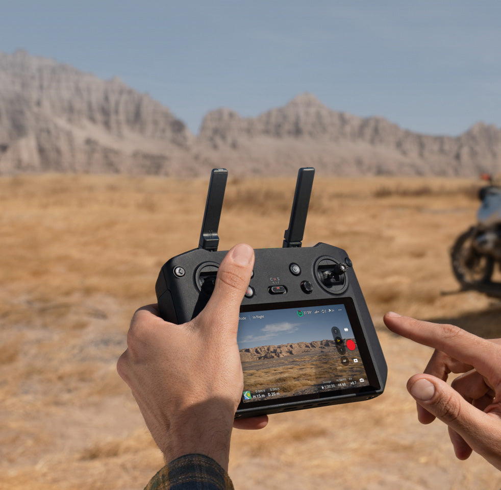 DJI Mavic 3 Pro Fly More Combo (DJI RC)
