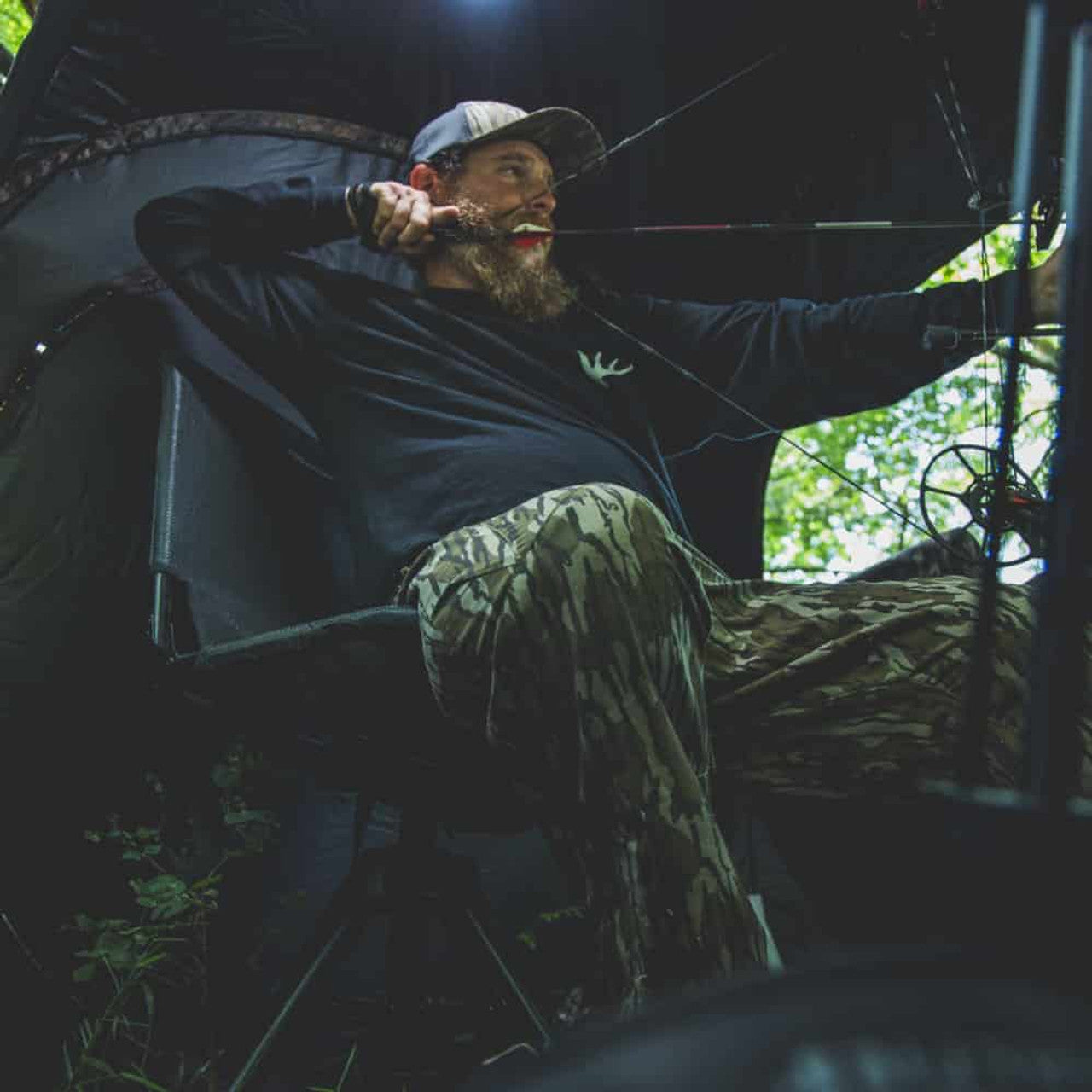 Ameristep Doghouse Hunting Blind (Mossy Oak)