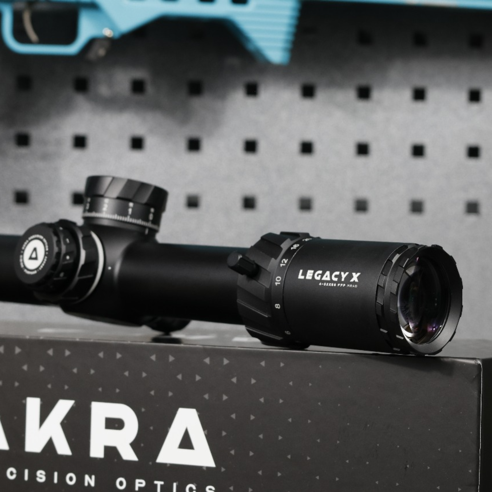 LEGACY X 4-32x56 FFP MRAD